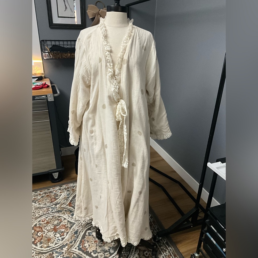 Elegant Cream Women's Coat